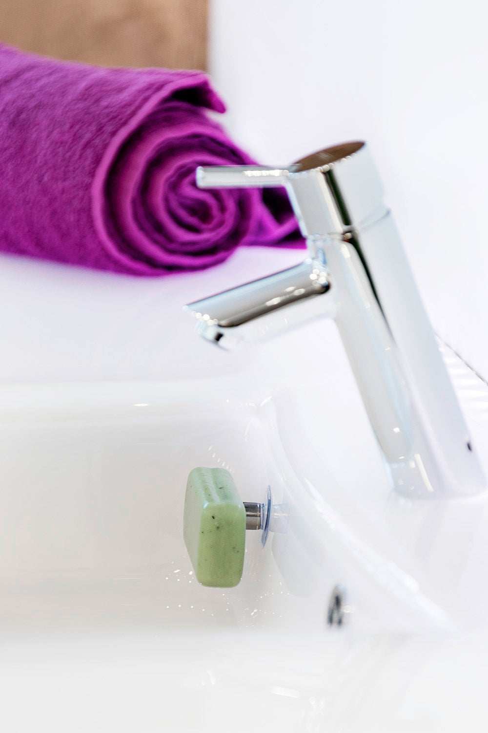 Soap dish dispenser drainer for shower or sink